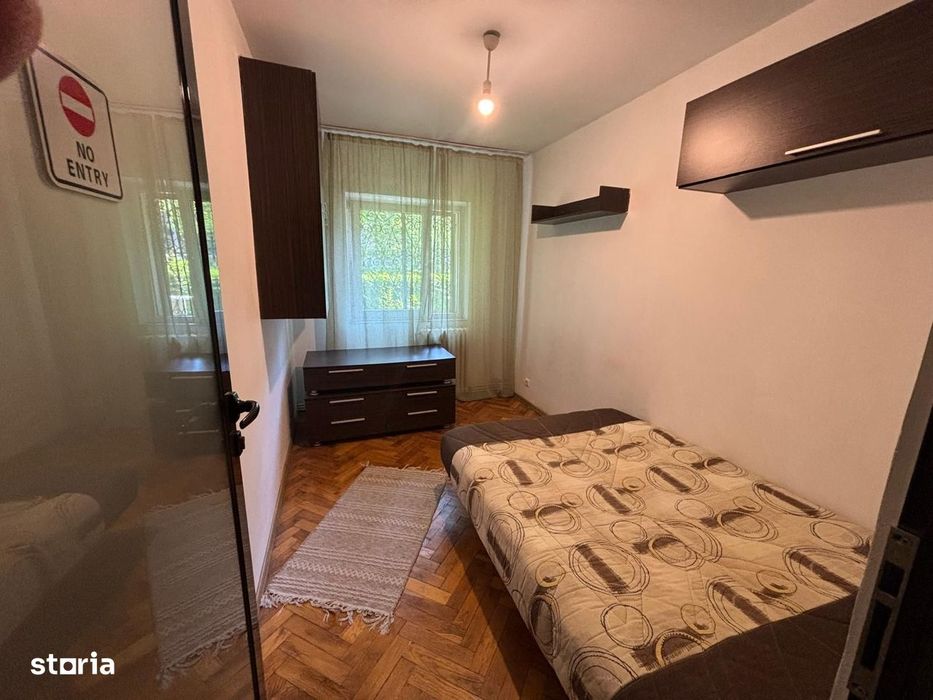 Apartament 3 camere Centru - Podul de Fier