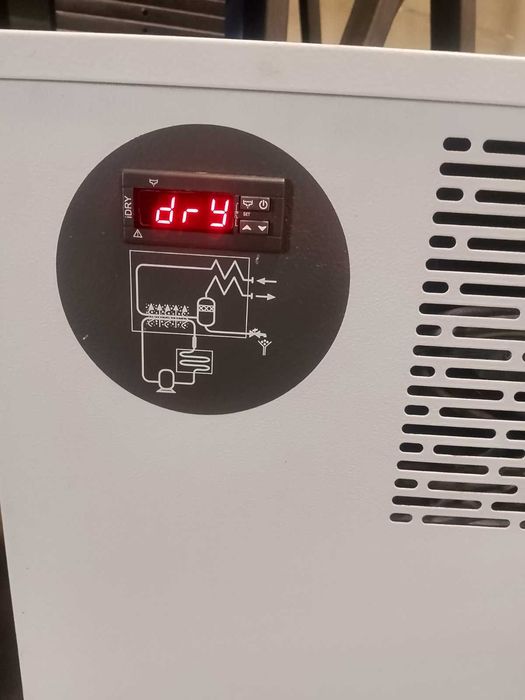 Винтов компресор Gardner Denver ESM7 бутилка 500л изсушител