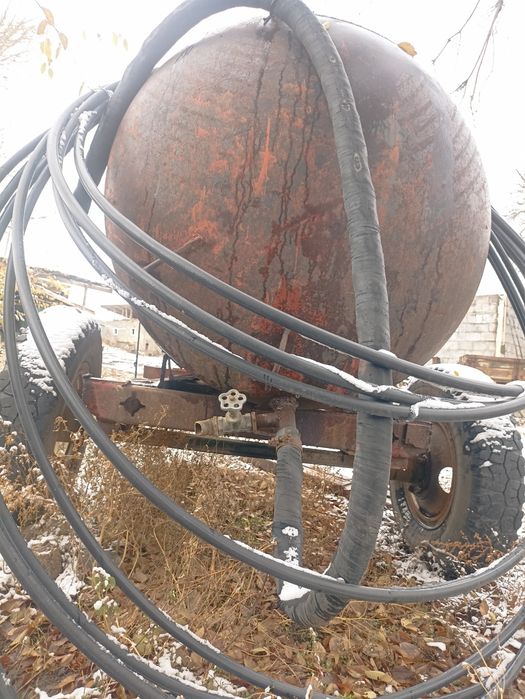 Продаётся бочка 3тоный