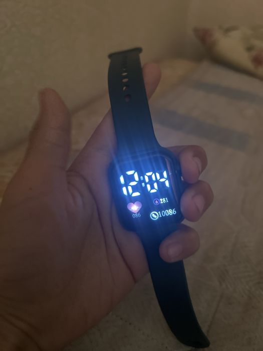 Часы нормальные