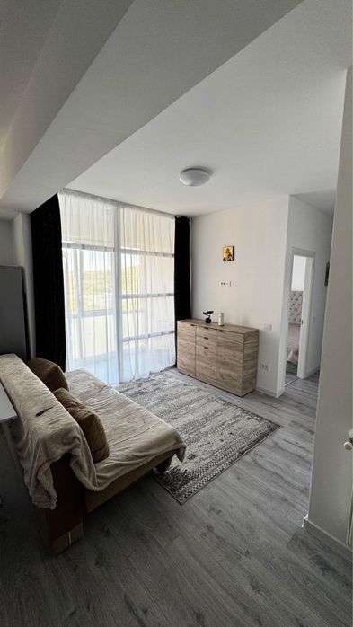 Inchiriez apartament cu 3 camere in cartierul Visoianu!