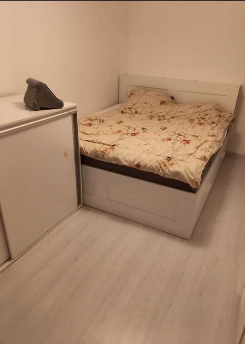Apartament trei camere
