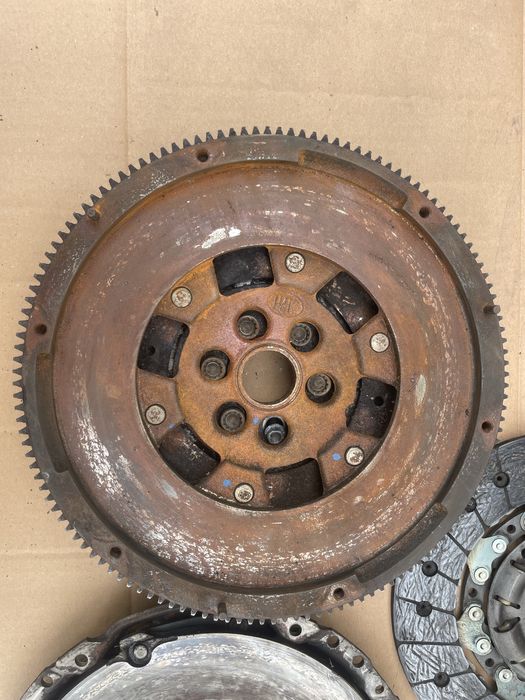 Kit ambreiaj Volanta Masa Dubla VW PASSAT CC 2.0 140CP CFFB