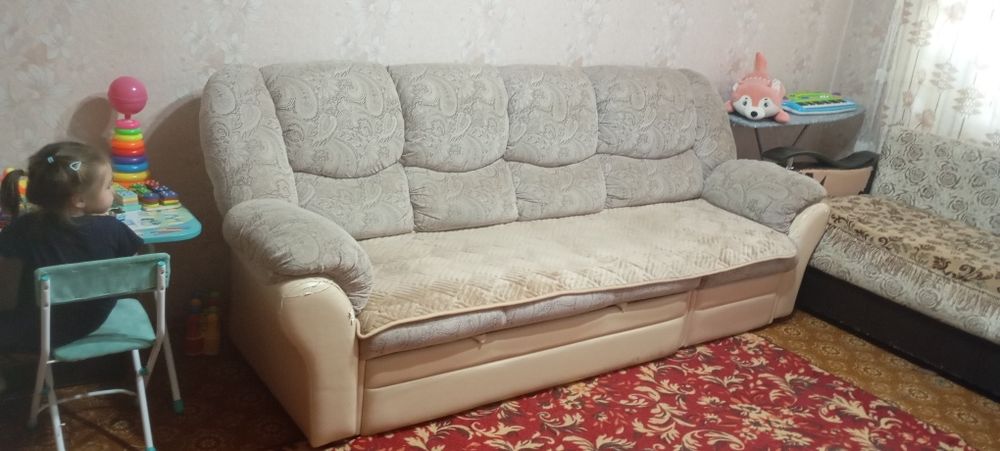 Продам диван в хорошем состоянии