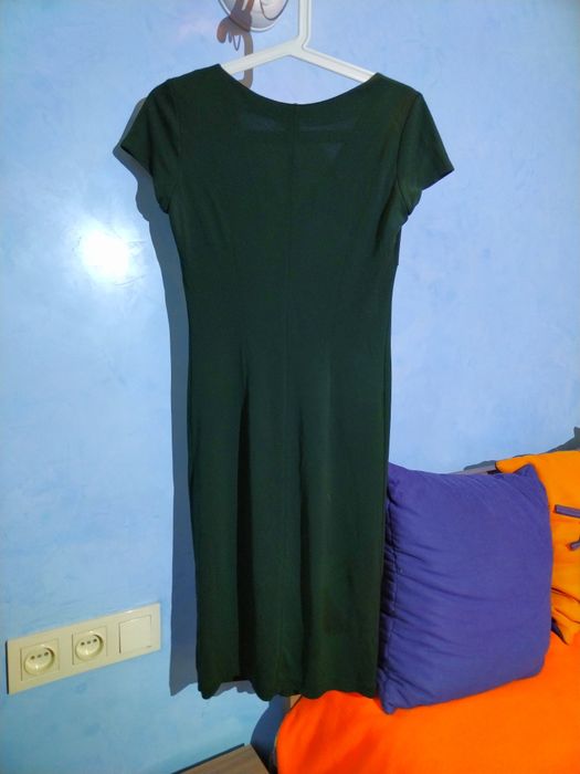 Темно-зелёное платье мини