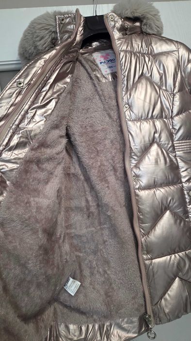 Продавам детски якета и зимен ски панталон 134/140