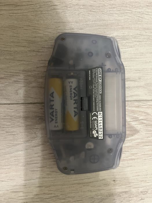 Nintendo Gameboy Advance Конзола