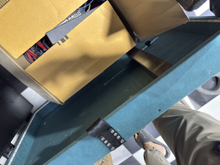 Продам инсталл для ласетти