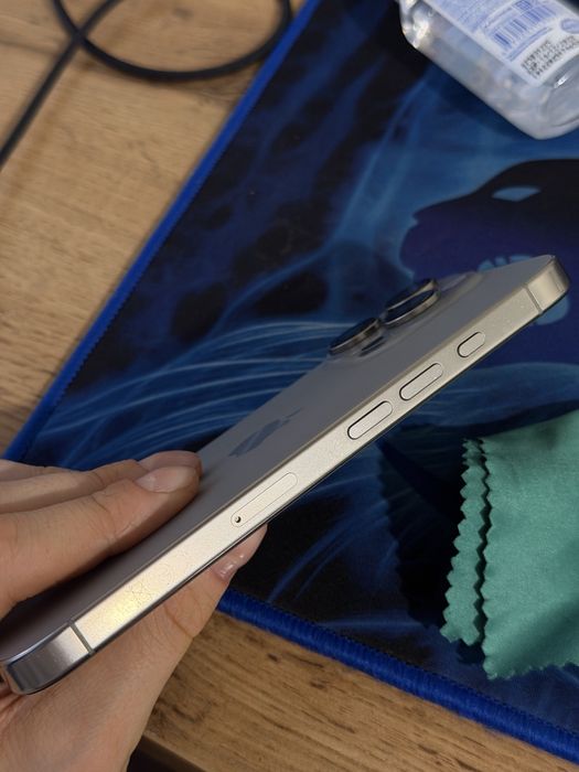 iPhone 16 pro 256 gb