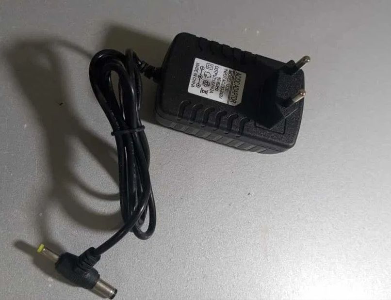 . 15v Блок питания, зарядка