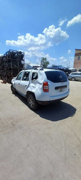 DACIA DUSTER 1.6 BENZINA  2017 Dezmembrez/Dezmembram