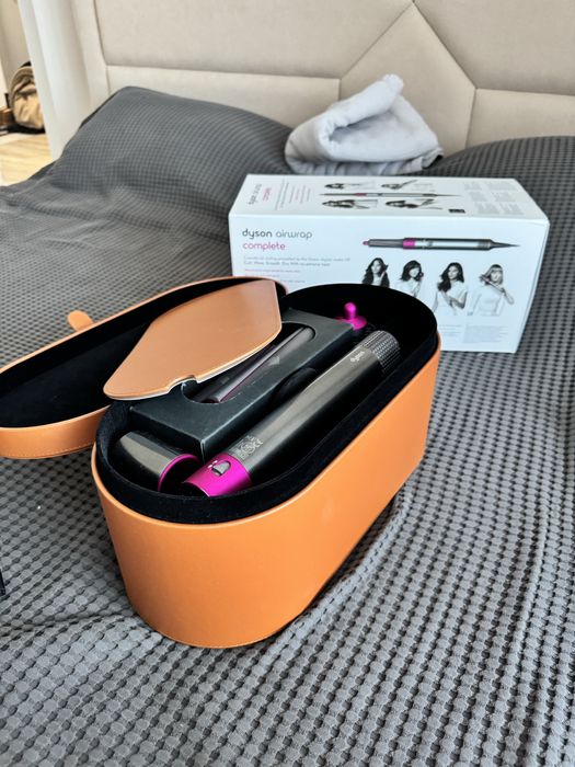 Продается Dyson airwrap complete Long
