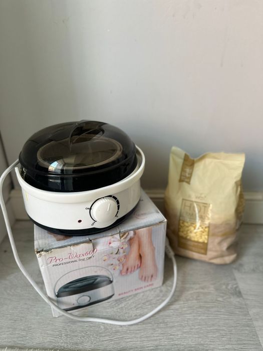 Продам воск для депиляций от Italwax и воскоплав.
