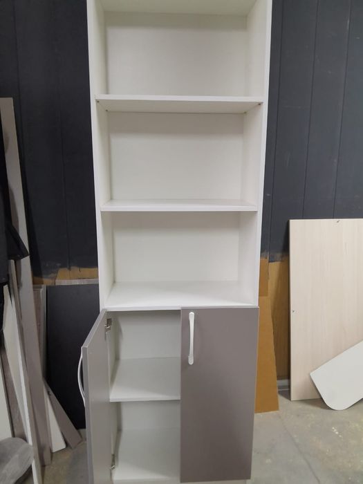 Продается шкаф новый