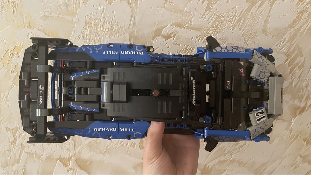 Lego McLaren Senna GTR Technic 42123