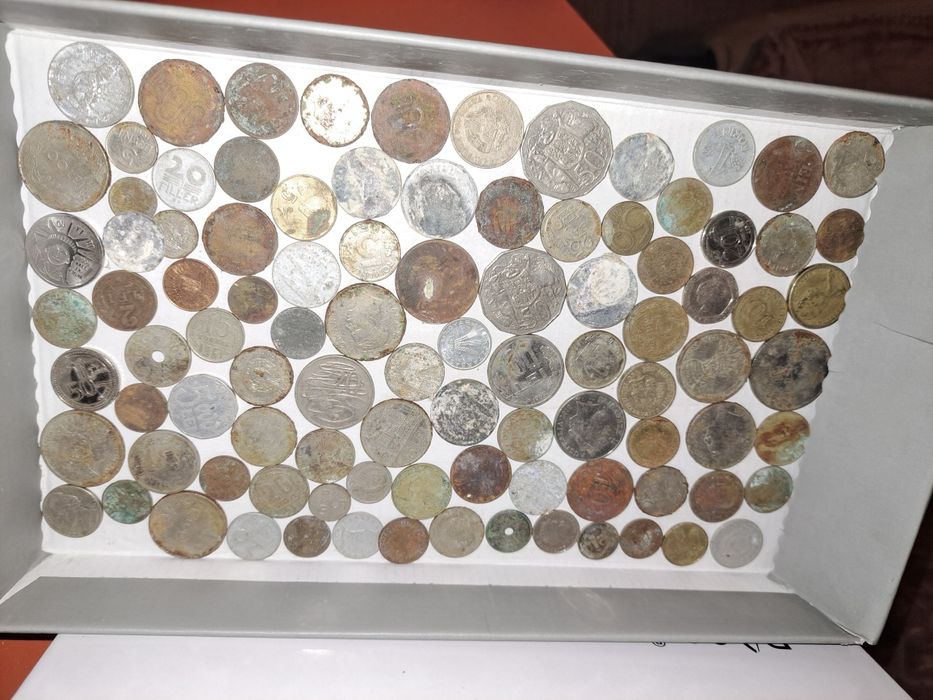 Monezi vechi pentru colecționari