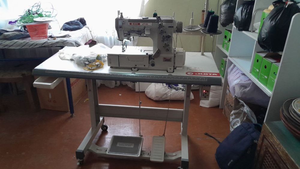 Juita Tikuv Mashinasi