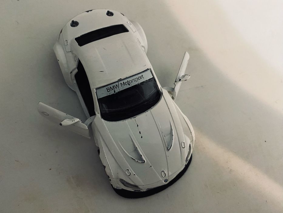 Коллекционные модели машин BMW Z4 GT3 (E89).