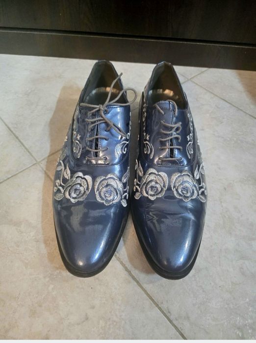 Мъжки обувки MONNI