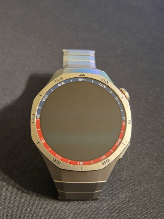 Huawei Watch GT 5 Pro Titanium  Garantie aprilie 2027