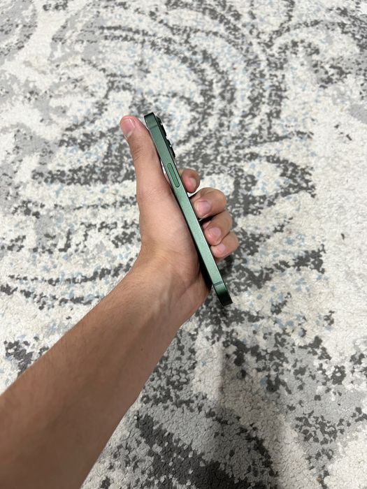 Iphone 13 sotiladi