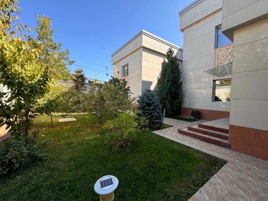 Сдается Срочно Яккасарайский р-н шикарный большой дом