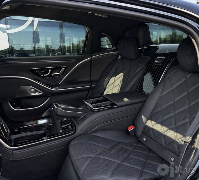 Mercedes-Maybach S580 новый 2027