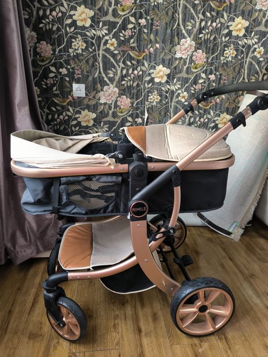 Коляска в идеальном состоянии.