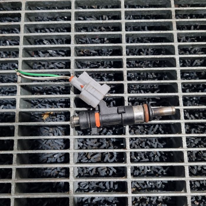 Injector Dacia Sandero 2 0.9 B - 90CP H4B 408 Euro5 (1472) Benzina