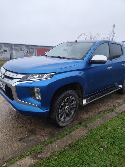 Autoutilitar Mitsubishi l200  buna de munca neutilizată  în agricultur