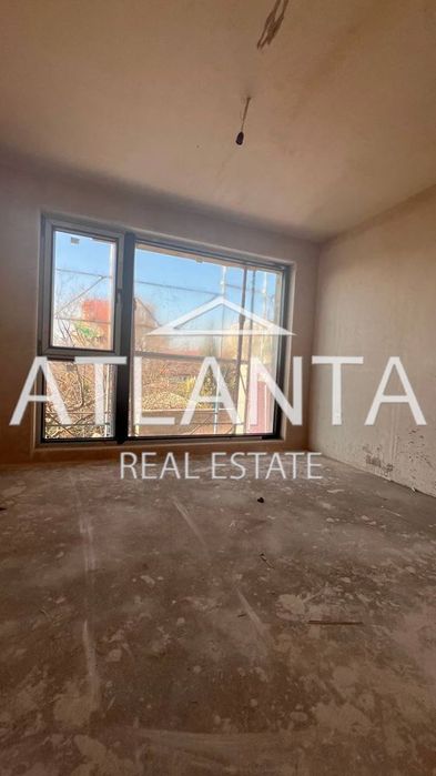 Продава се Двустаен апартамент в Варна, Бриз - 66 кв.м за 1873 €/кв.м - Снимка #4