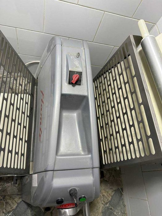 Срочно продается тестораскатка Flamic