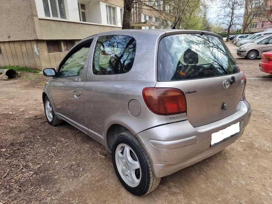 Toyota Yaris 1.4D4D/1.0 vvt-i/   На части