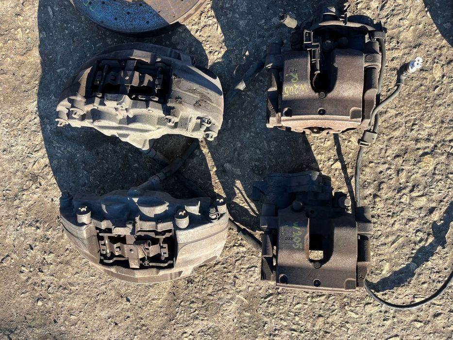 Предни и задни дискове и апарати за Mercedes W205 OM651