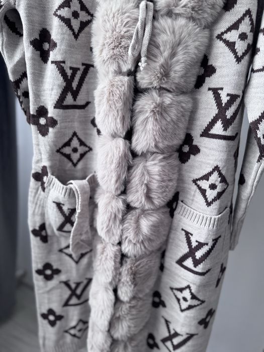 Cardigan cu blana naturala Louis Vuitton