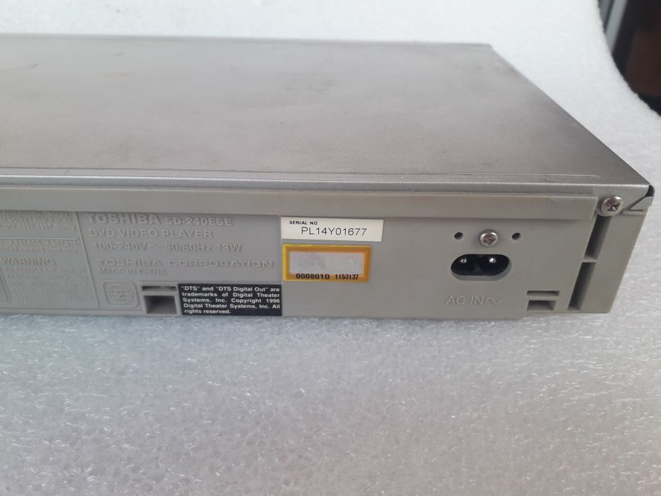 DVD плейър Toshiba