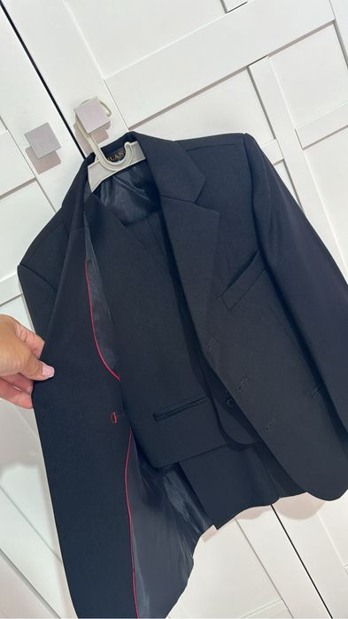 Продам костюм  детский