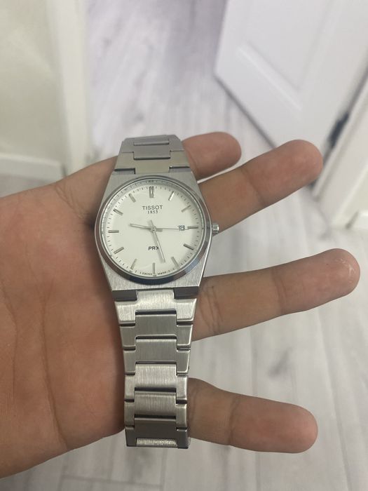 Продам часы TISSOT PRX