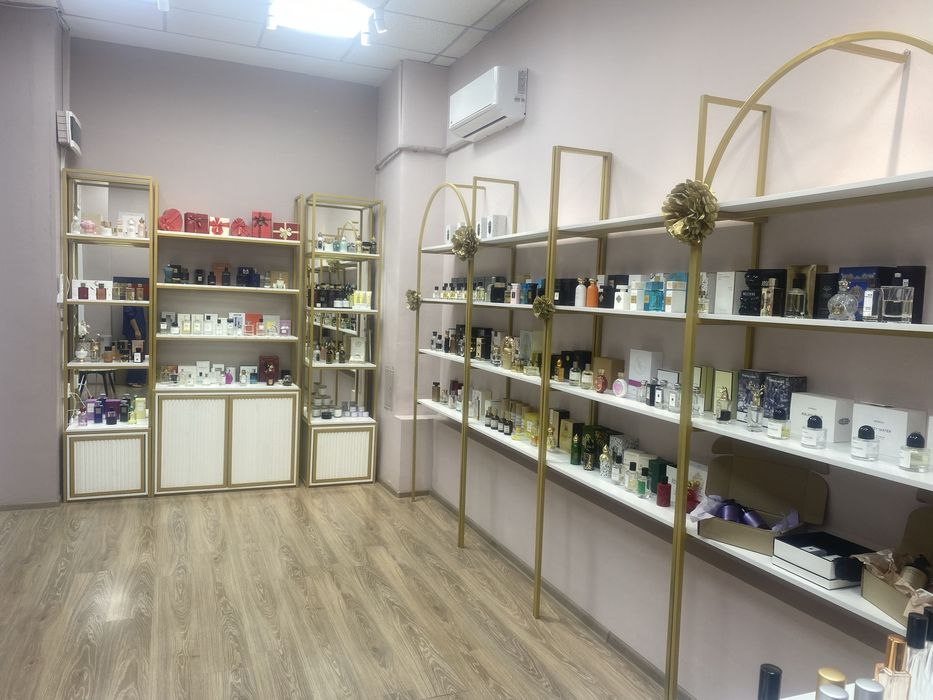 Витрина,торговое оборудование