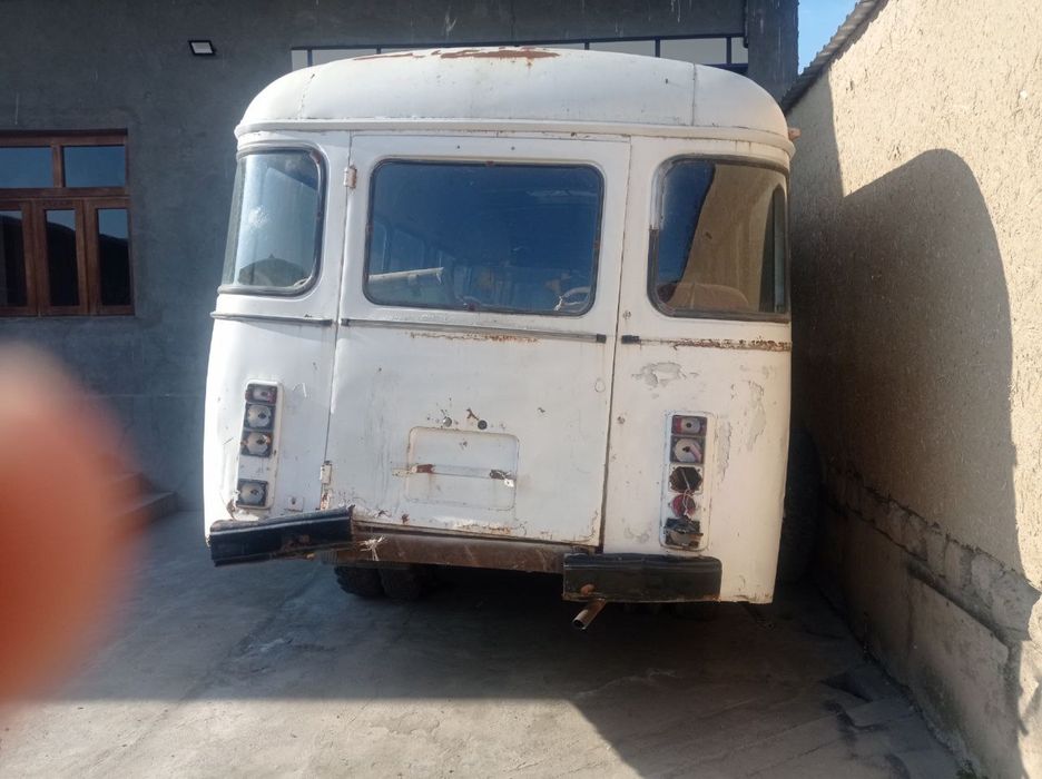 Kavs avtobus holati yaxshi matorlari joyda