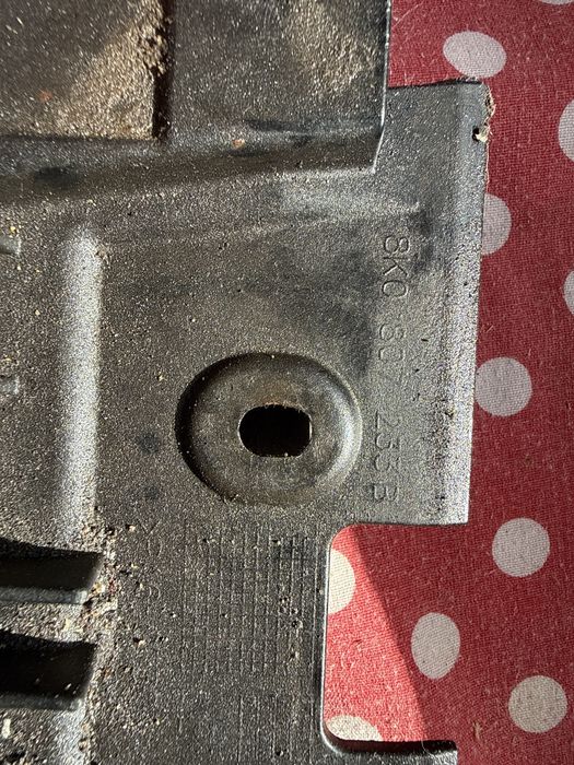 Semi-scut bara fata audi a4 b8 scut inferior bara