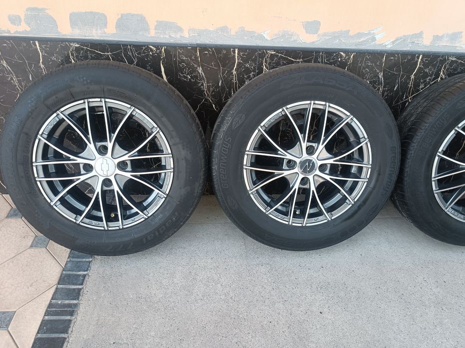 Vossen Diska Balon Sotiladi 185 65 R14 Holati Yaxshi