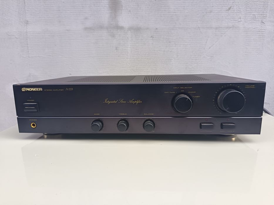 Amplificator stereo pioneer