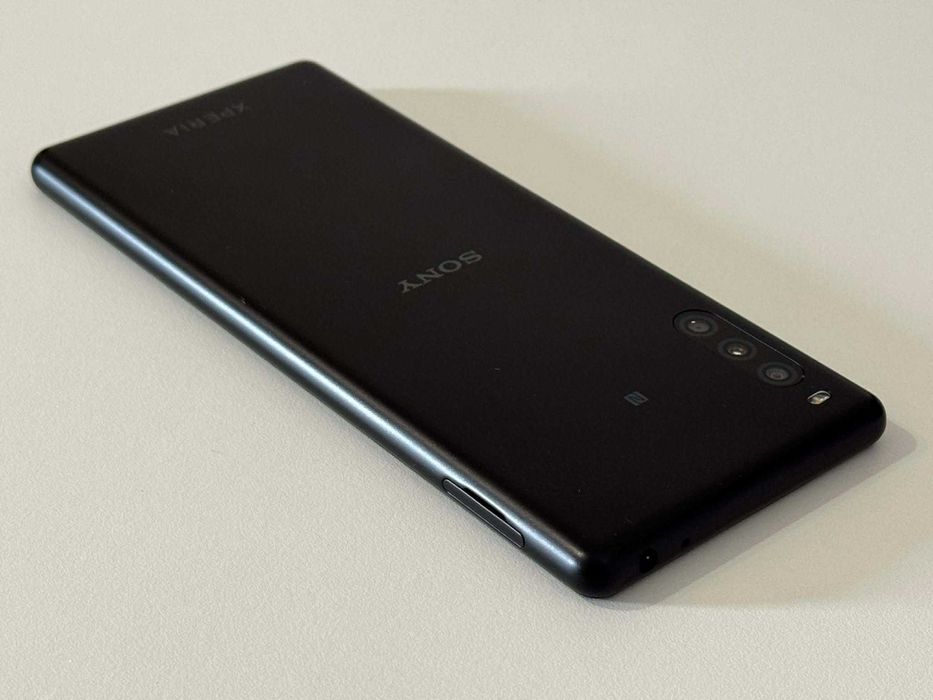 Бартер! Перфектен! Sony Xperia L4 Black (Черен)