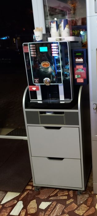 Automate și espressoare de cafea profesionale