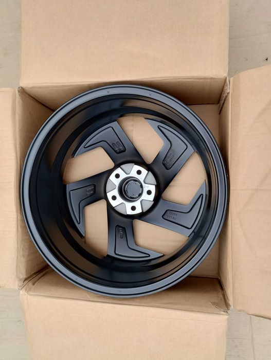 Jante 18 Toyota  RAV4  Corolla  C-HR  Auris Avensis Avensis Verso Camry Highlander Mirai  Verso Jante Noi cu Factura si Garantie‼️autohauss.ro‼️