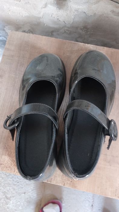 Школьная обувь туфли 38размер