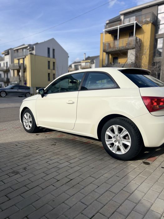 De vanzare,Audi A1, an 2011,euro 5 ,motor 1.2 benzina