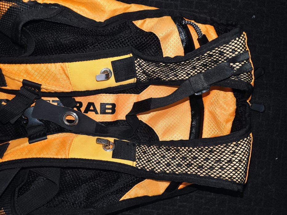 раница SkiTrab ski trab спортна, скоростна за зимни приключения