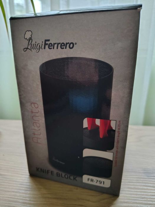 Поставка за ножове Luigi Ferrero Atlanta